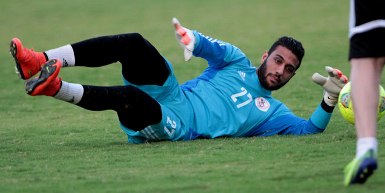 شئون اللاعبين تقدم عرضا وديا للشناوى من أجل حل أزمته مع الزمالك .. وتترقب الرد