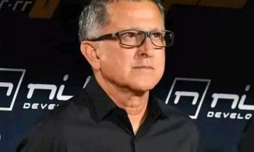       ..        