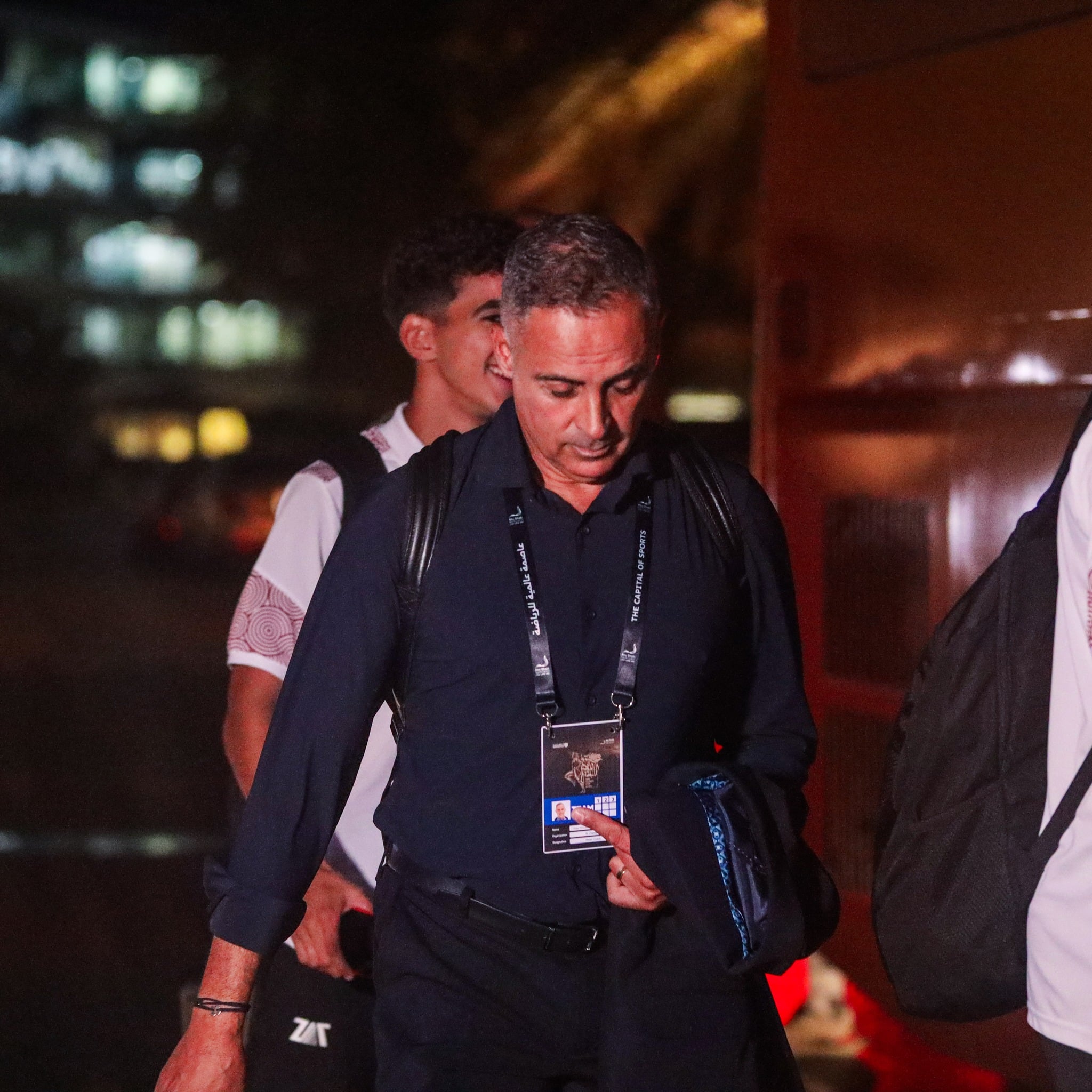 ���� �����